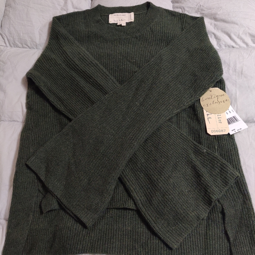 NWT Nicole Miller Artelier 100% Cashmere Sweater